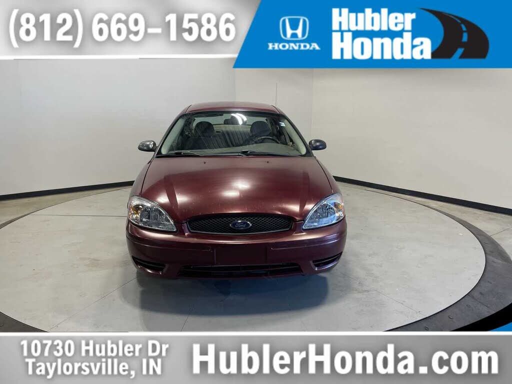 2005 FORD Taurus