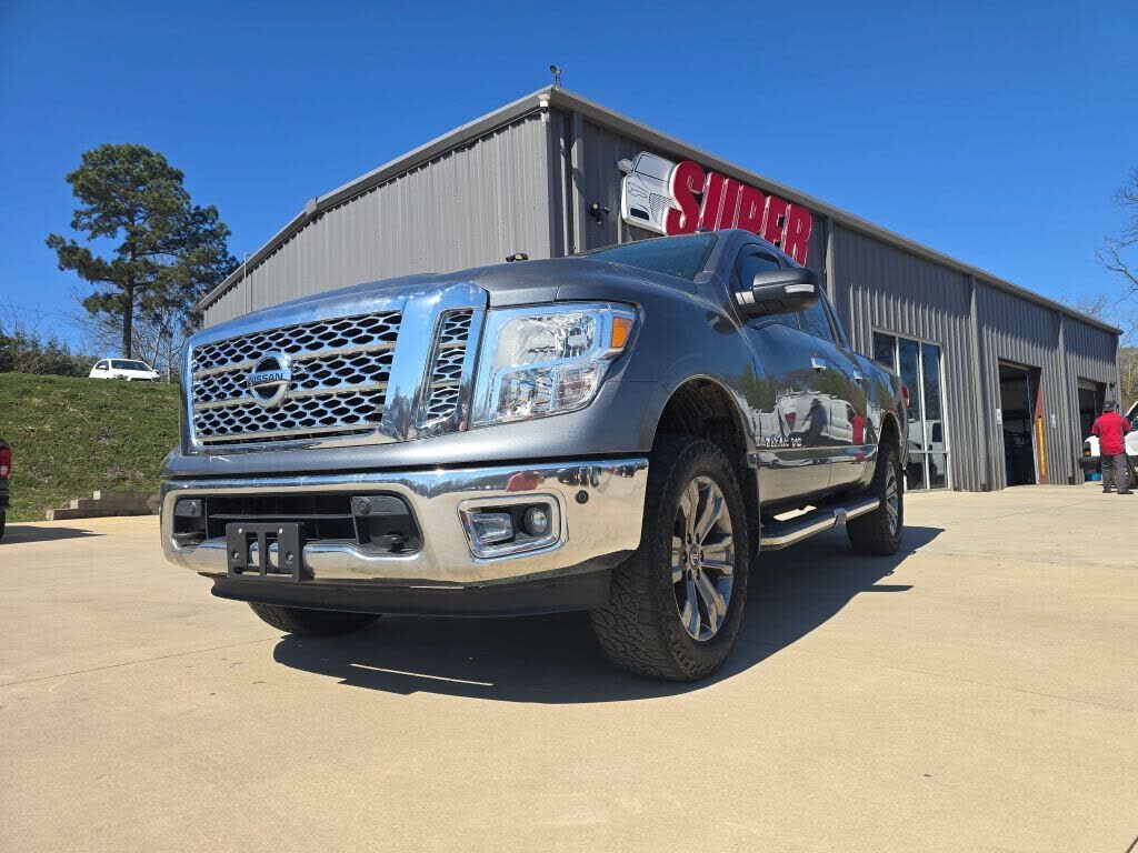 2018 NISSAN Titan