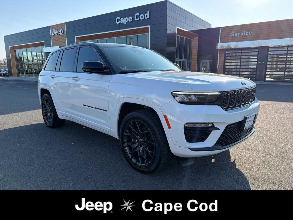 2025 JEEP Grand Cherokee