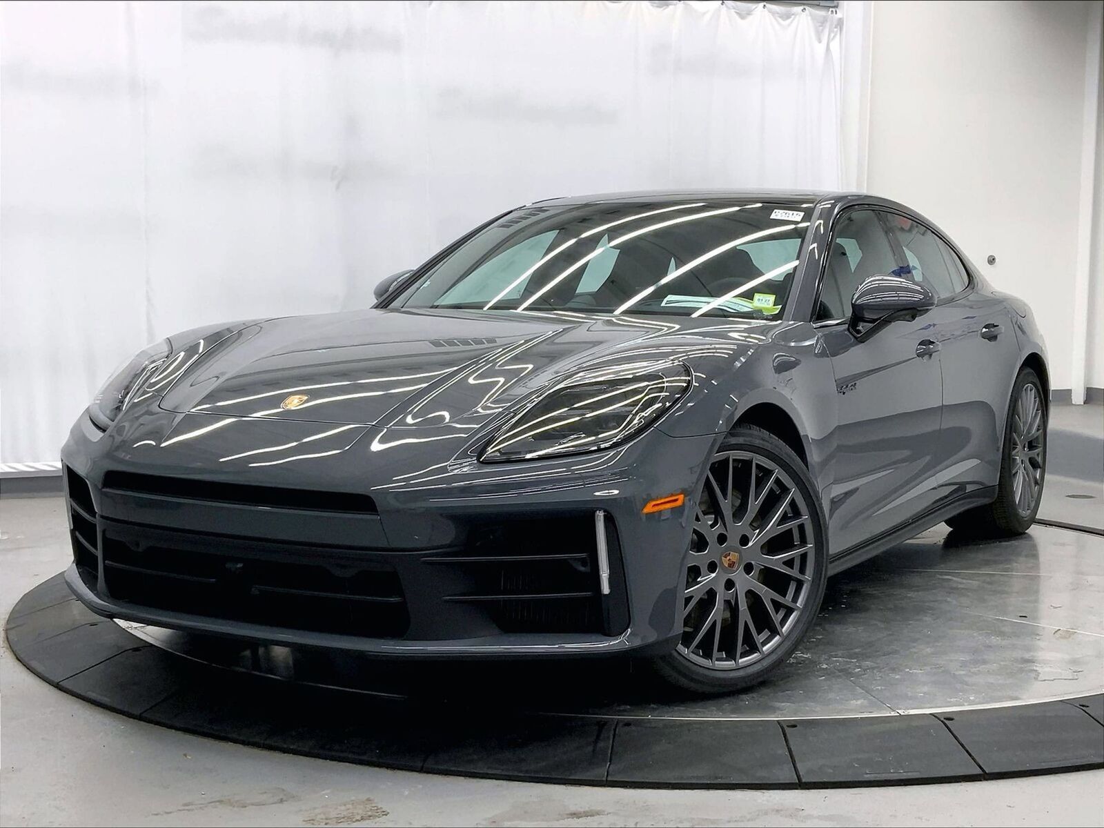 2026 PORSCHE Panamera