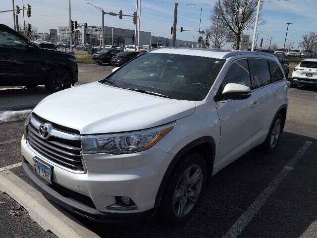 2016 TOYOTA Highlander