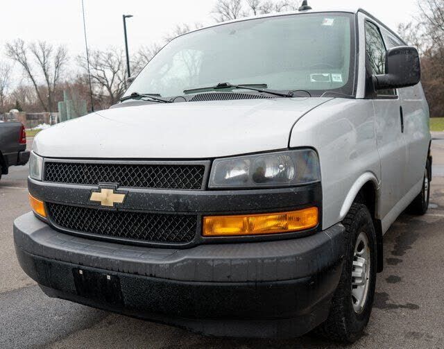 2019 CHEVROLET Express