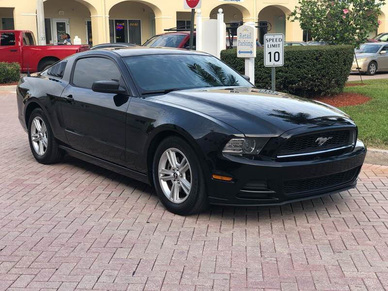 2014 FORD Mustang