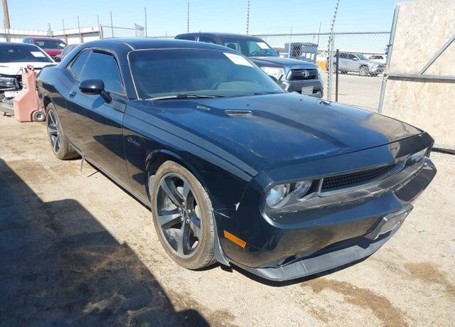 2013 DODGE Challenger