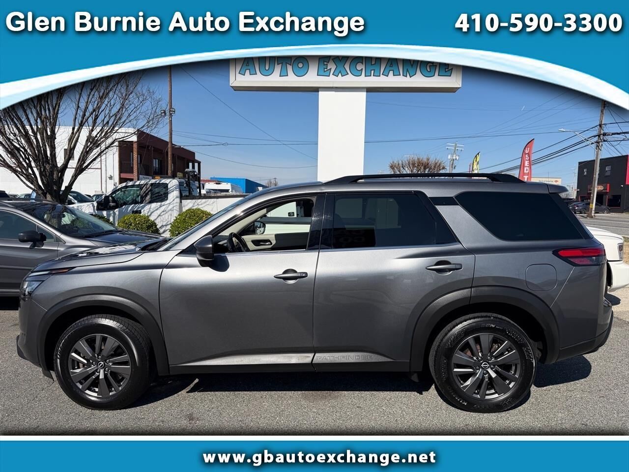 2022 NISSAN Pathfinder