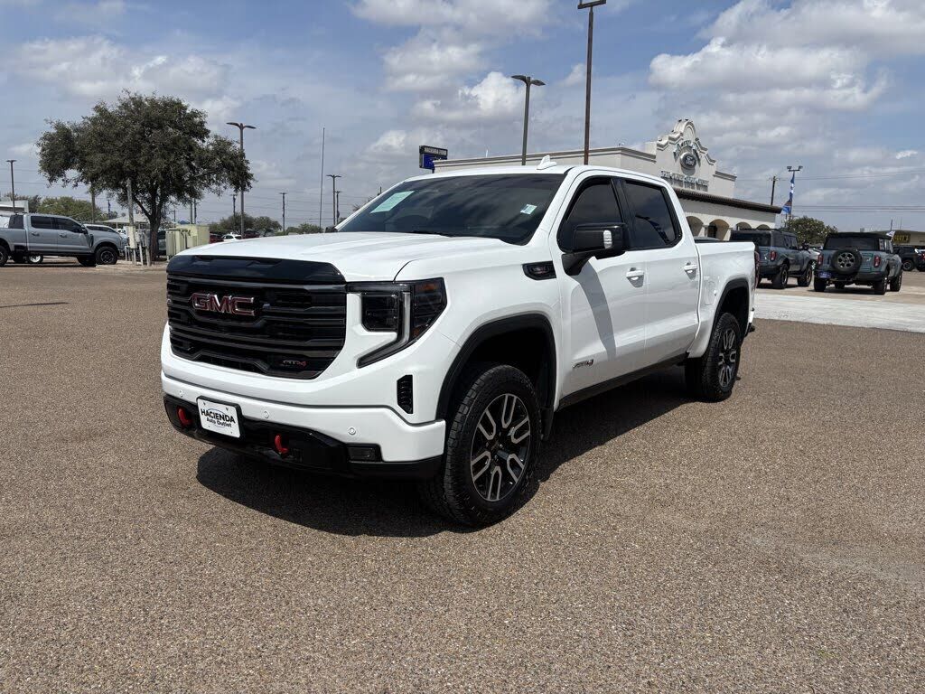 2024 GMC Sierra