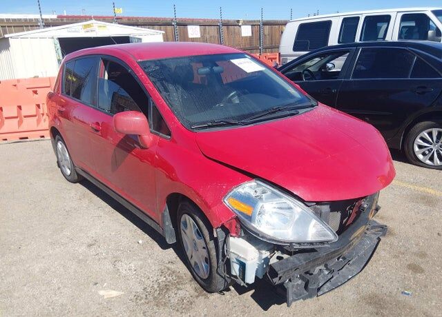 2011 NISSAN Versa