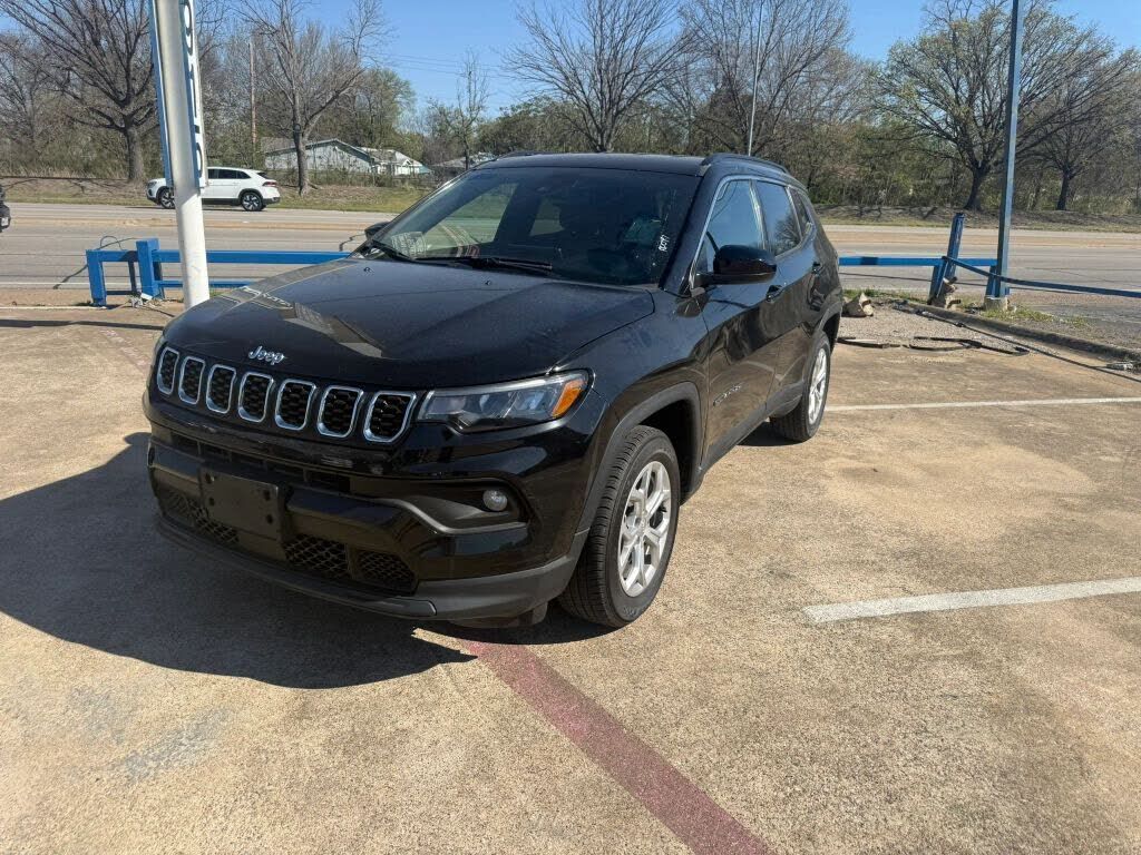 2024 JEEP Compass