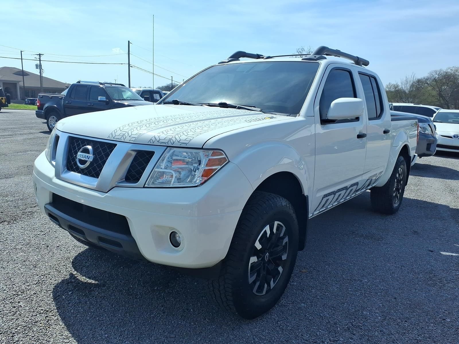 2020 NISSAN Frontier