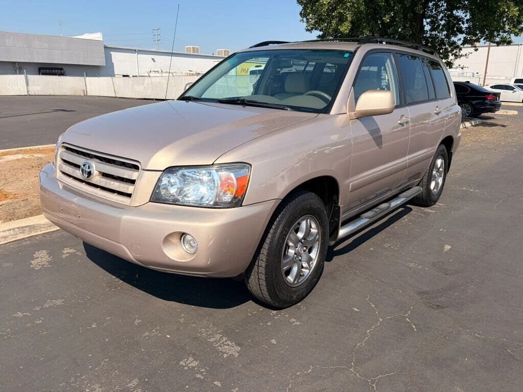 2004 TOYOTA Highlander