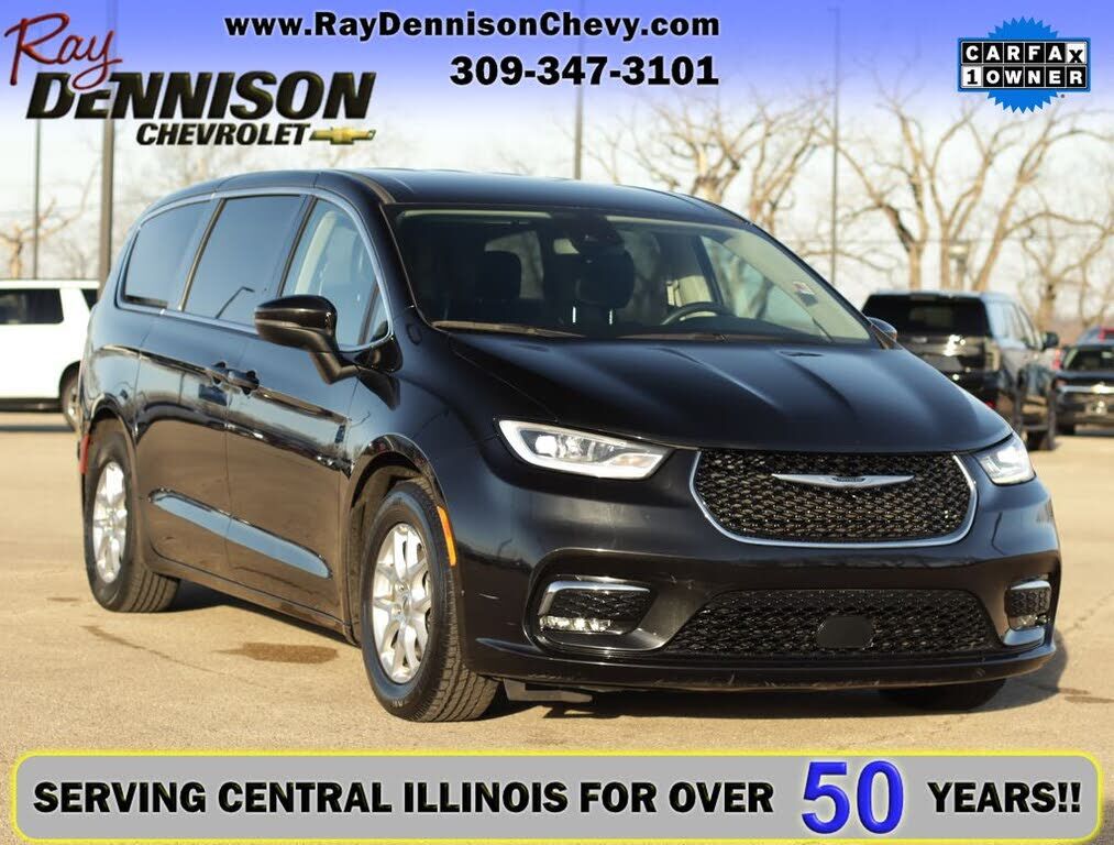 2023 CHRYSLER Pacifica