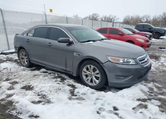 2012 FORD Taurus