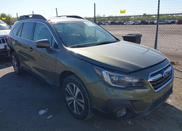 2018 SUBARU Outback
