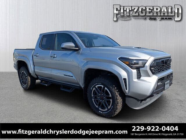 2024 TOYOTA Tacoma