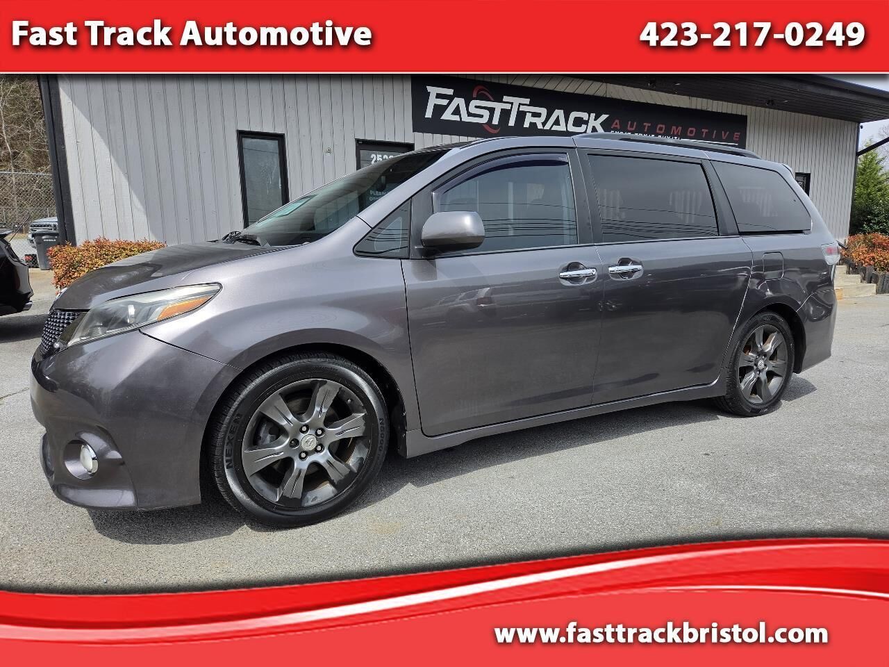 2015 TOYOTA Sienna