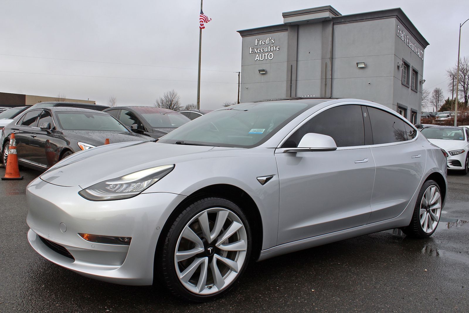 2018 TESLA Model 3