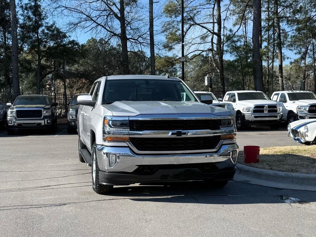 2018 CHEVROLET Silverado