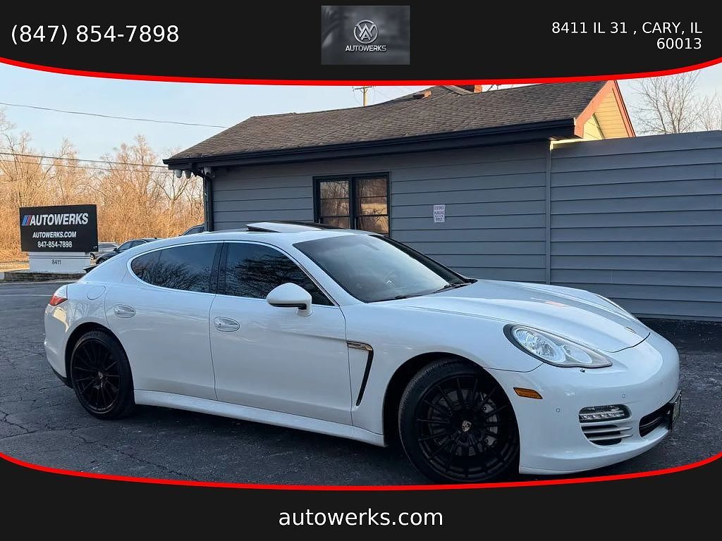 2013 PORSCHE Panamera