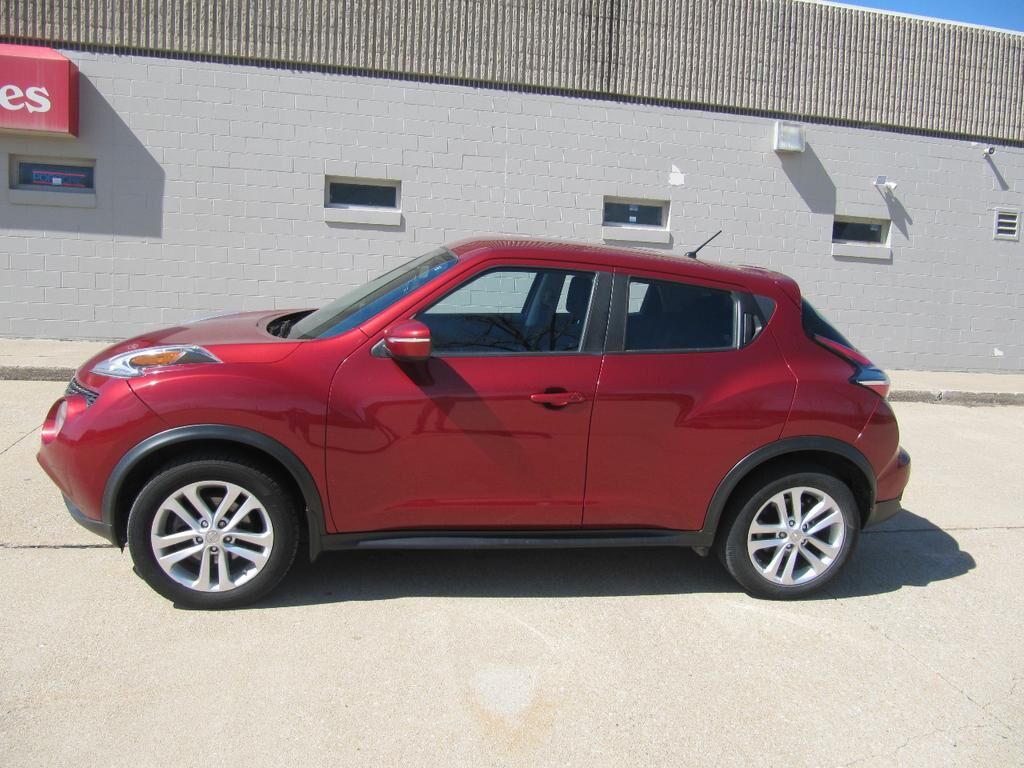 2016 NISSAN Juke