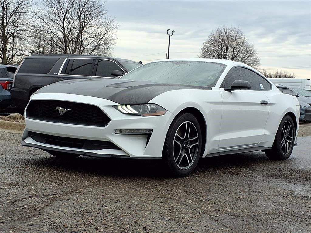 2020 FORD Mustang