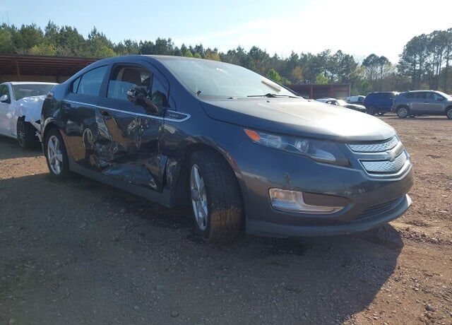 2013 CHEVROLET Volt