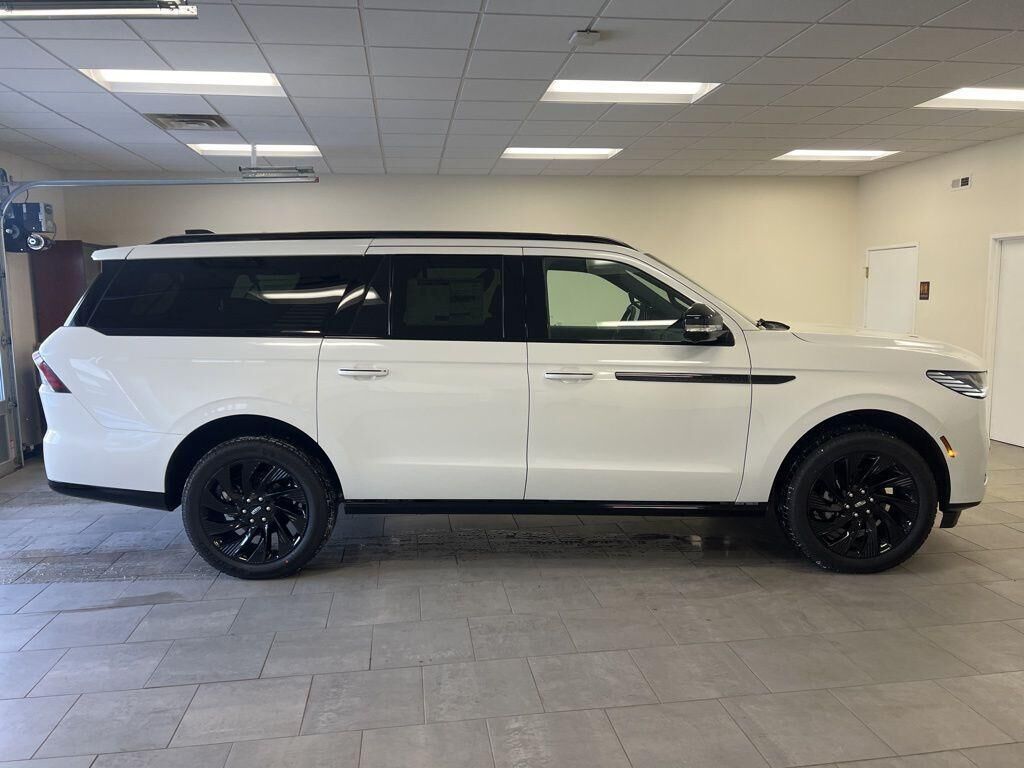 2026 LINCOLN Navigator L