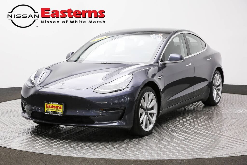 2019 TESLA Model 3