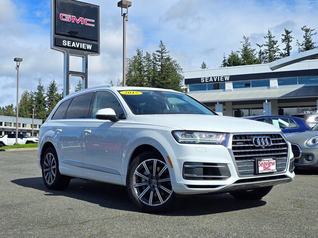 2017 AUDI Q7