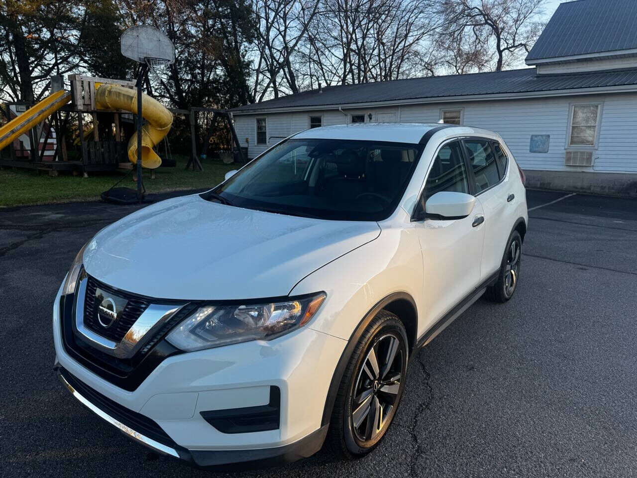 2020 NISSAN Rogue
