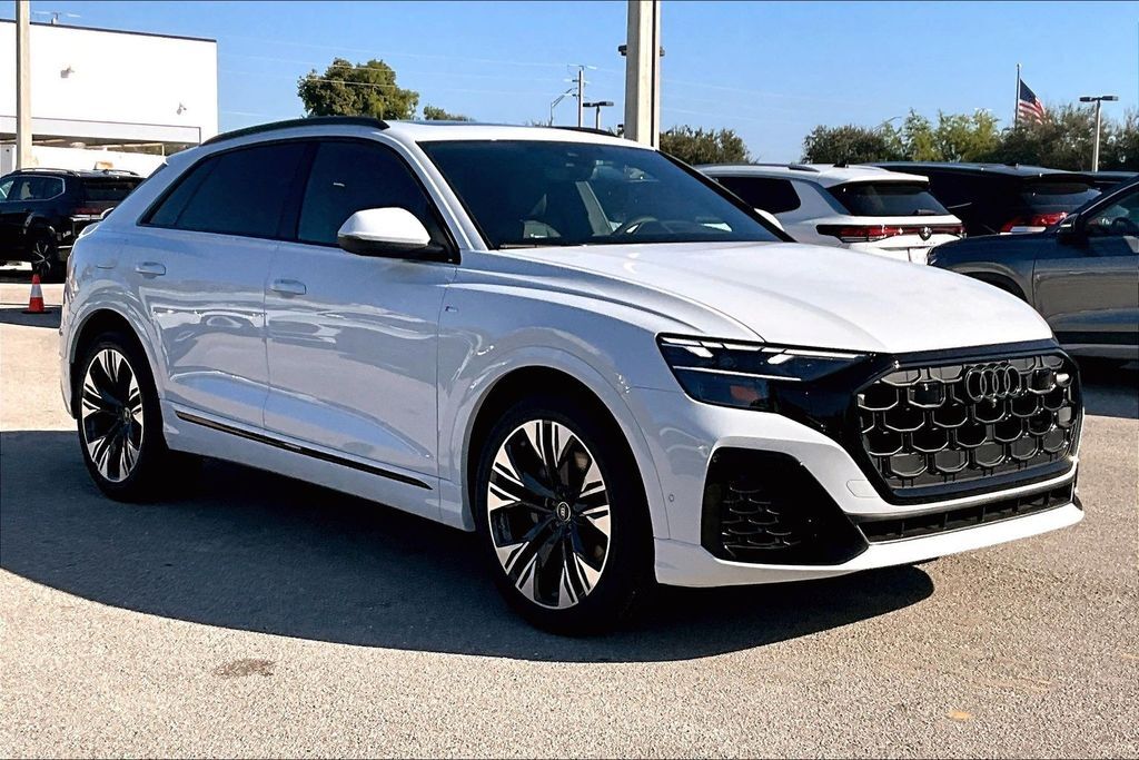 2026 Audi Q8
