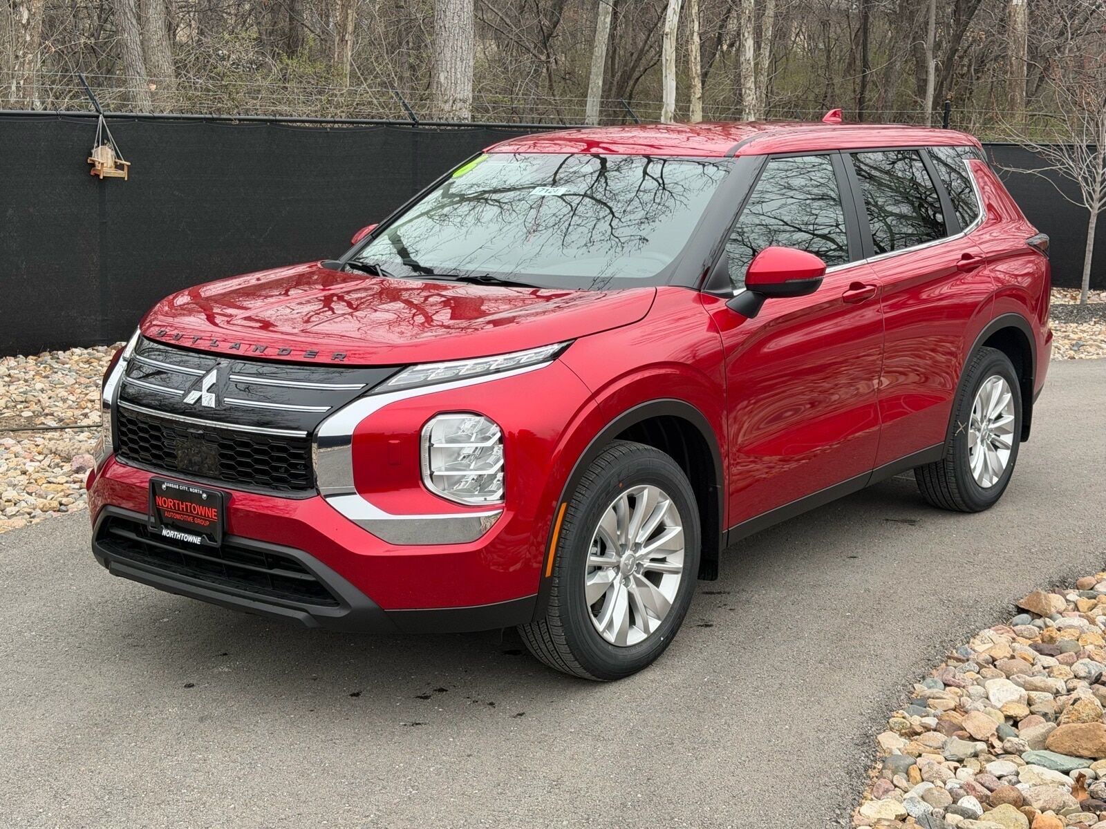 2026 MITSUBISHI Outlander