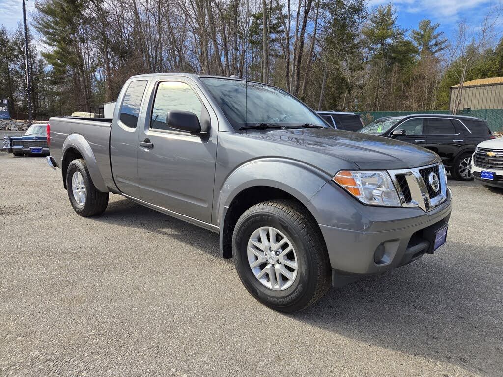2017 NISSAN Frontier