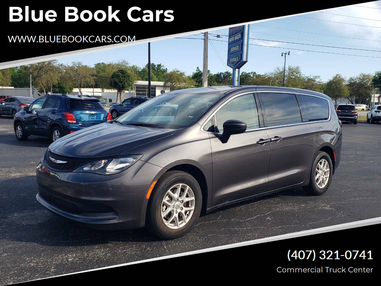 2023 CHRYSLER Voyager