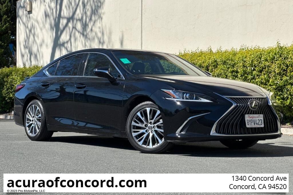 2021 LEXUS ES