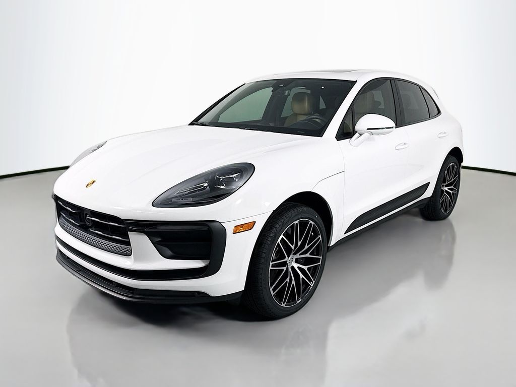 2023 PORSCHE Macan