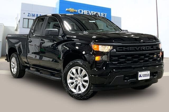 2025 CHEVROLET Silverado