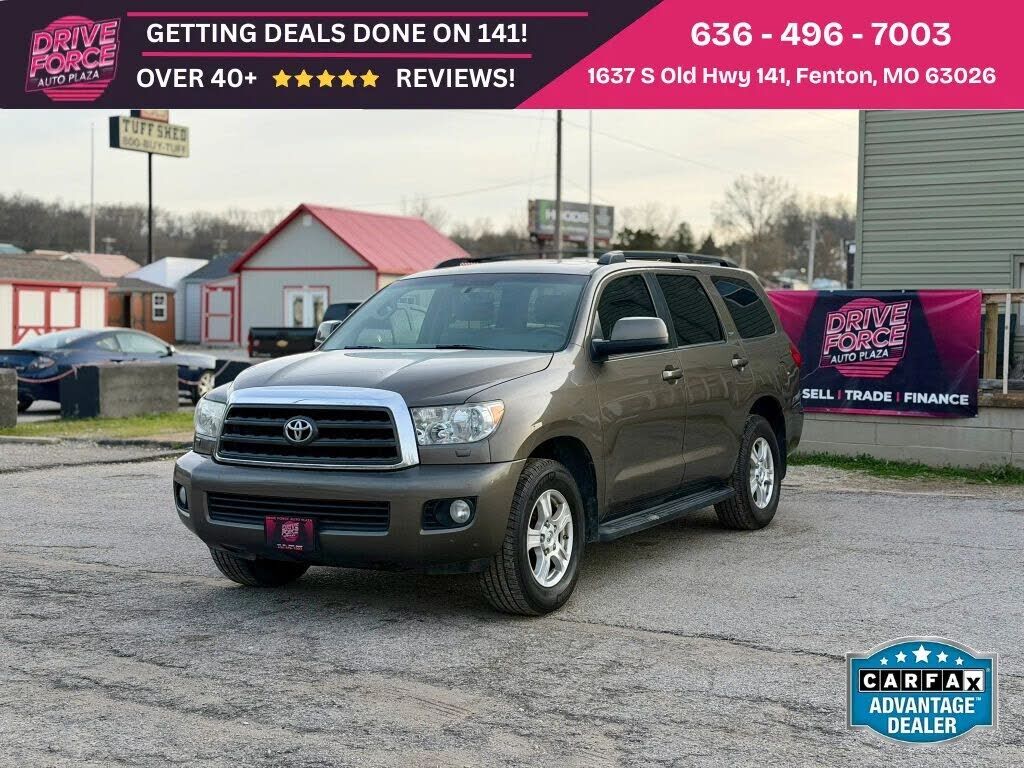 2013 TOYOTA Sequoia