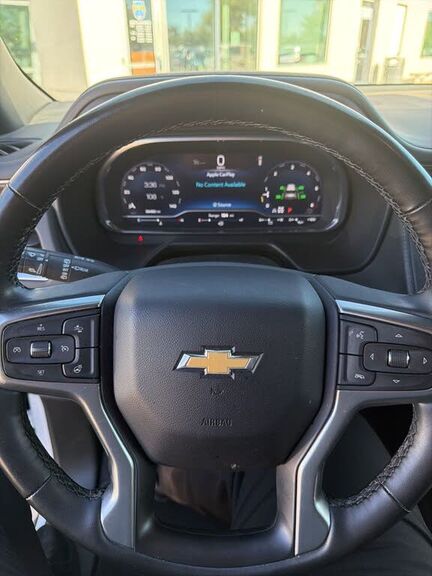 2023 CHEVROLET Suburban