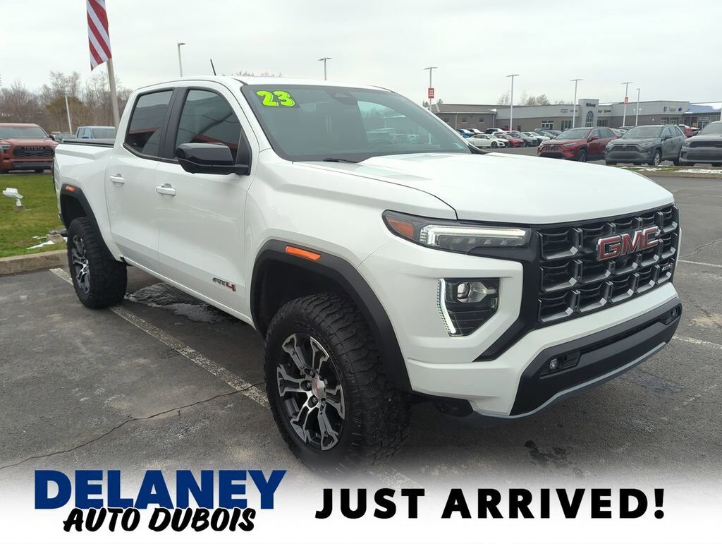2023 GMC Canyon