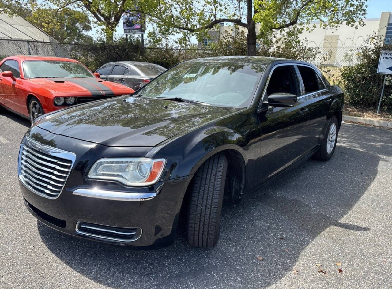2012 CHRYSLER 300