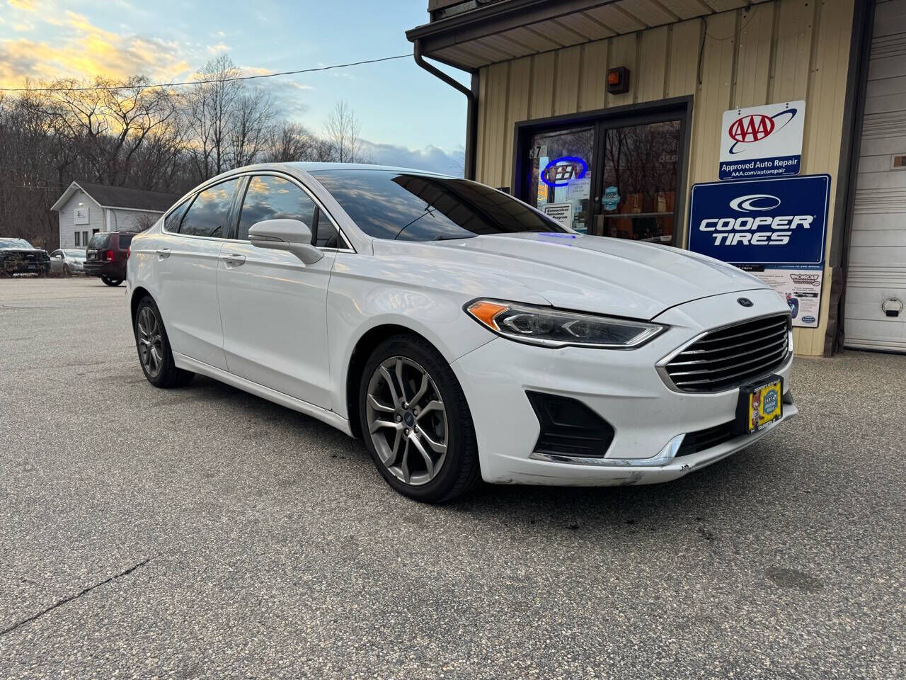 2019 FORD Fusion