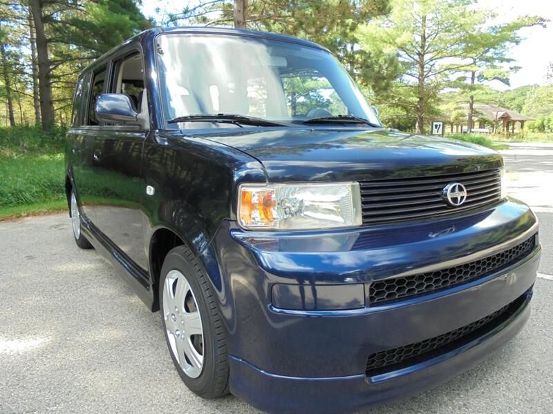 2005 TOYOTA SCION