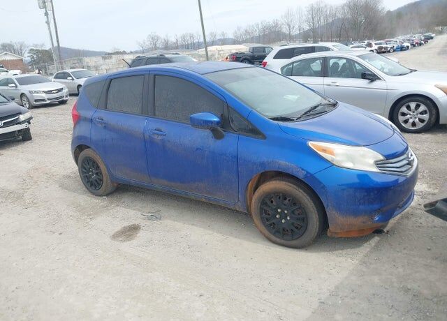2015 NISSAN Versa
