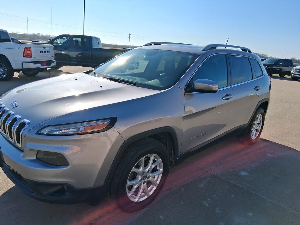 2018 JEEP Cherokee