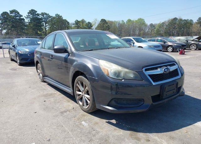2013 SUBARU Legacy