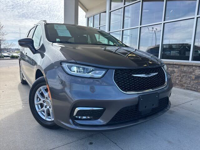 2022 CHRYSLER Pacifica