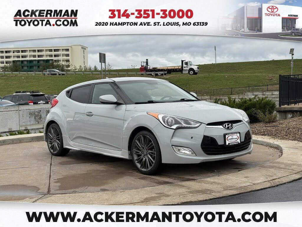 2013 HYUNDAI Veloster