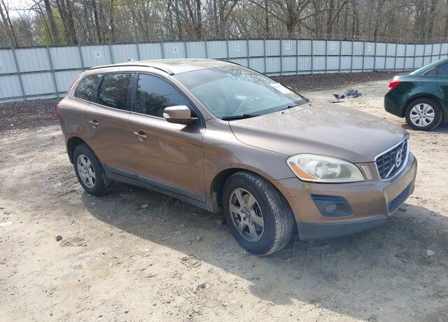 2010 VOLVO XC60