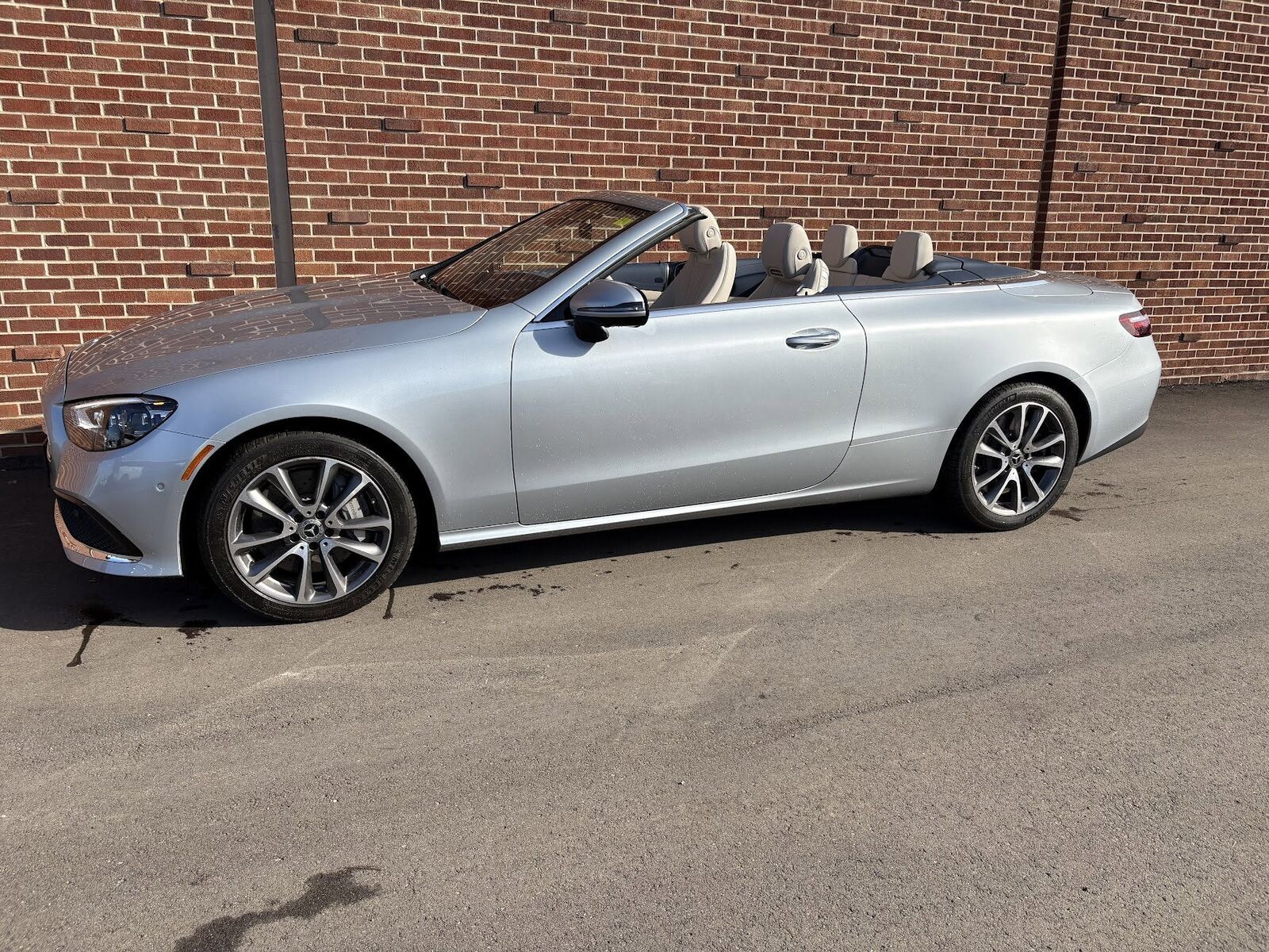 2022 MERCEDES-BENZ E-Class