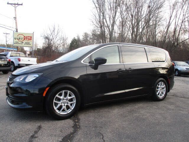 2017 CHRYSLER Pacifica